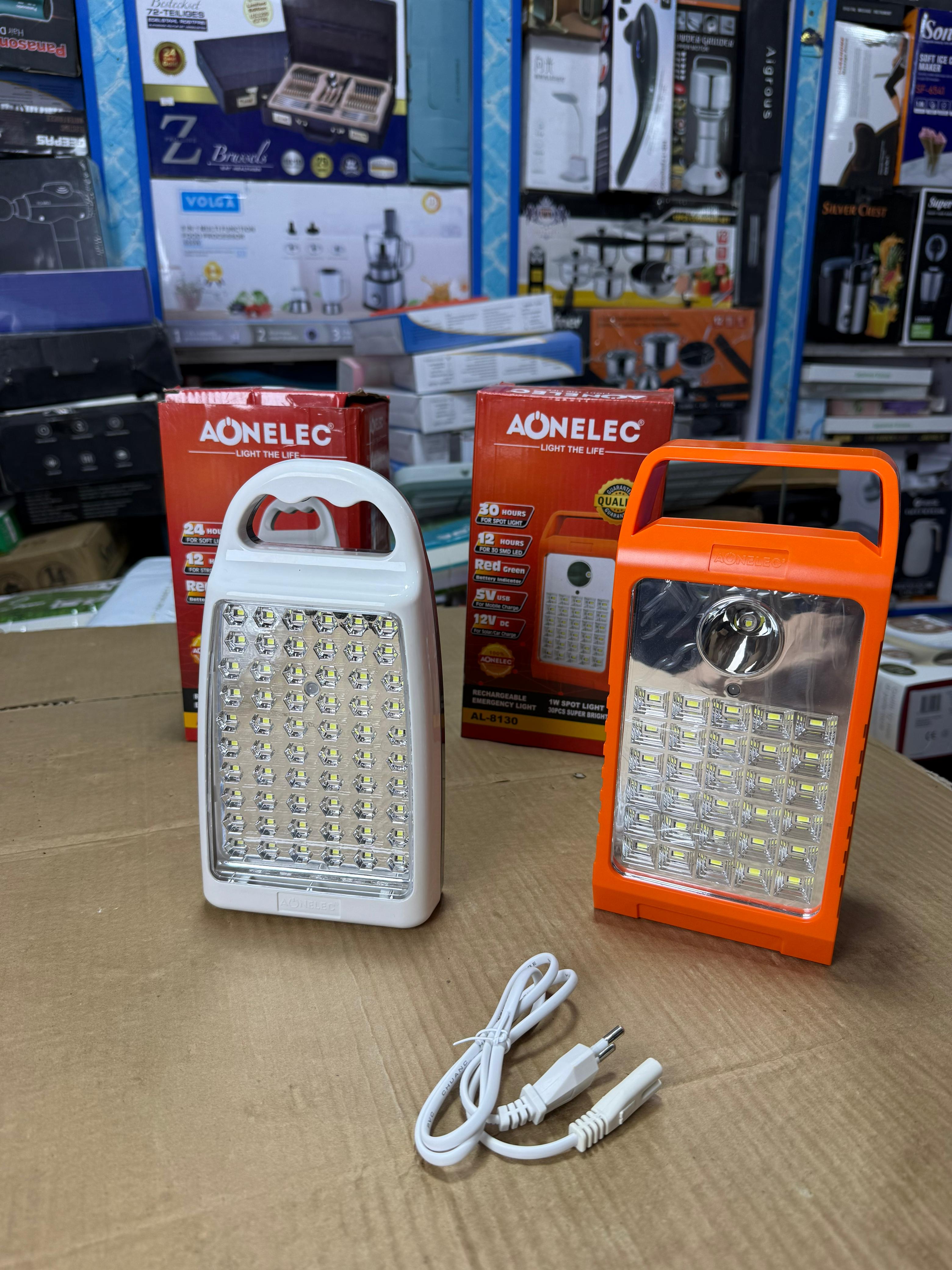 Rechargeable emergency light